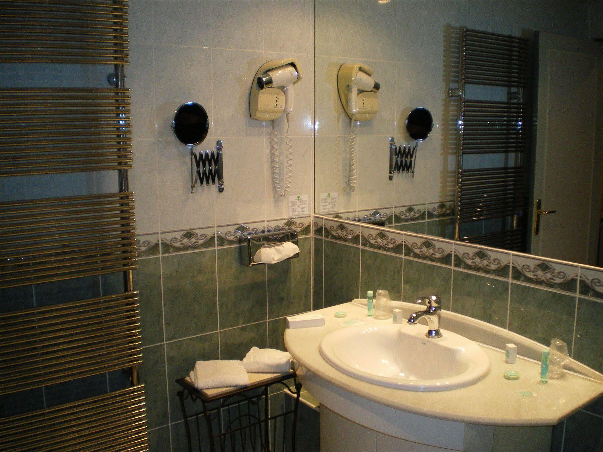 Hotel Le Maxime - Best Western Signature Collection Auxerre Exteriér fotografie